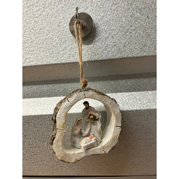 Nativity Christmas Ornament Holy Family 3” Rustic Wood Slice Style - Picture 3 of 8